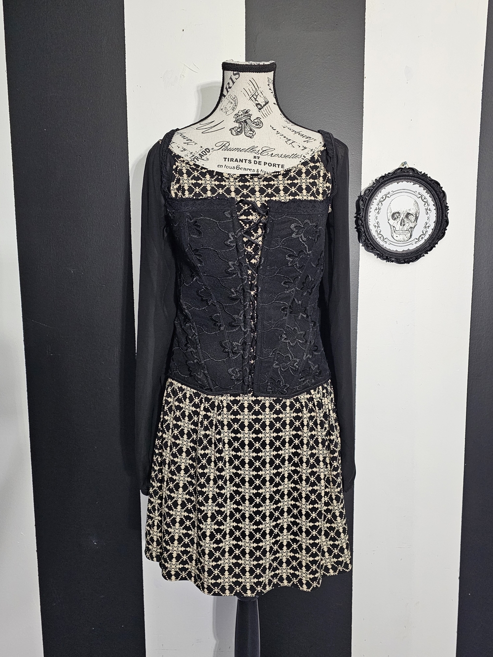 Splash Black Long-Sleeve Lace-Up Dress with Cream Lattice